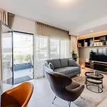 L'envolee - Charming T2 With Terrace Air Conditioning Apartament *