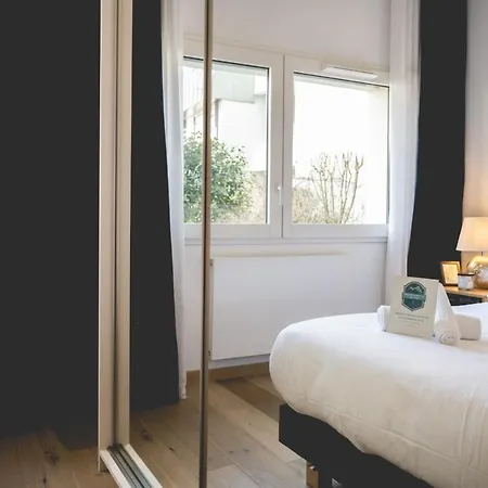 Apartment L'envolee - Charming T2 With Terrace Air Conditioning *
